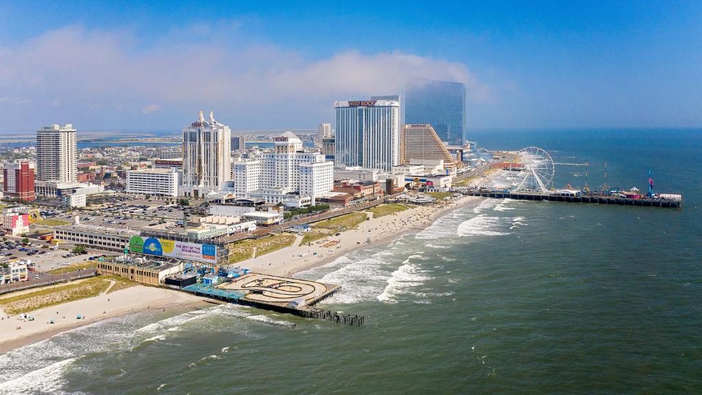 Courtyard by Marriott Atlantic City Beach Block Main image 1